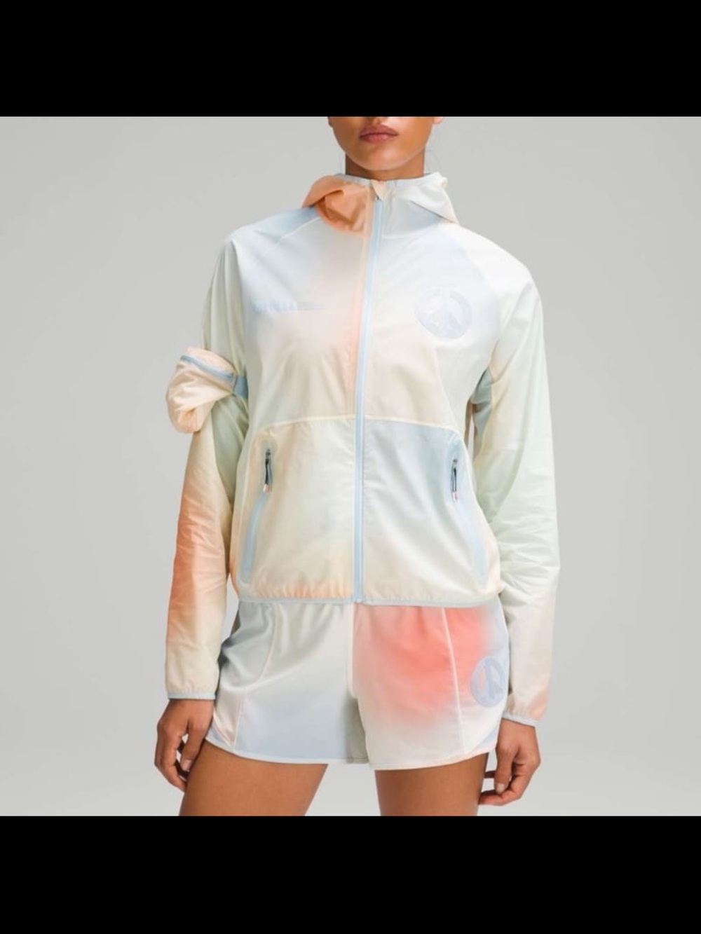 Lululemon x Madhappy Packable Running Jacket
Madhappy Ombre Large Multi size 0